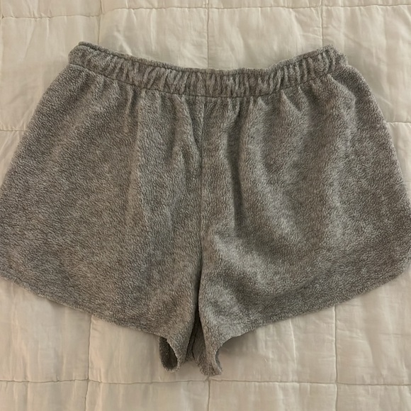 Colsie sweat shorts - Picture 3 of 3